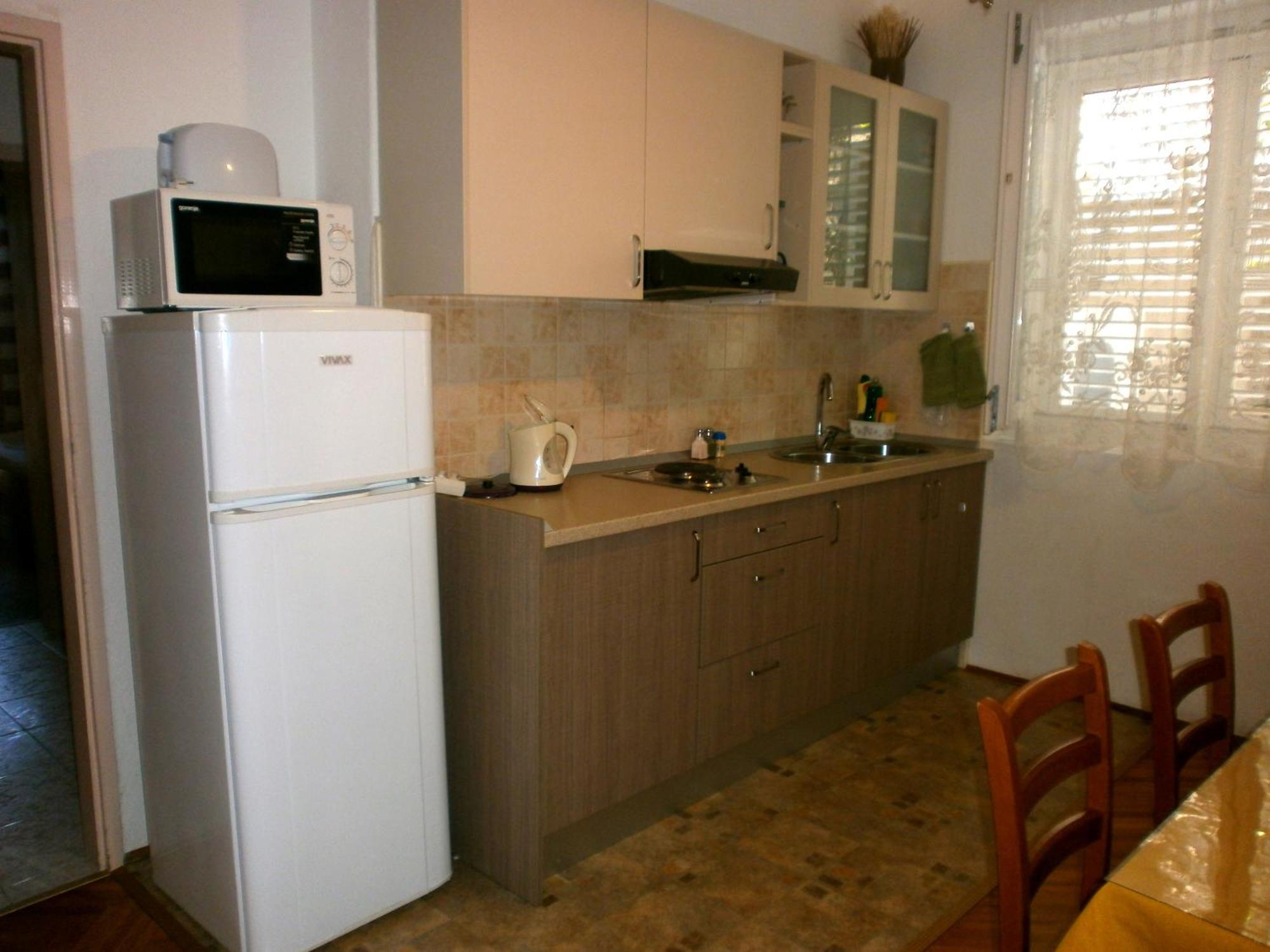 Apartments By The Sea Podgora, Makarska - 12326 外观 照片